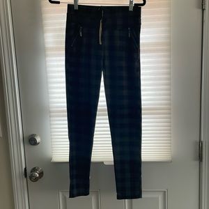 Black and grey check leggings